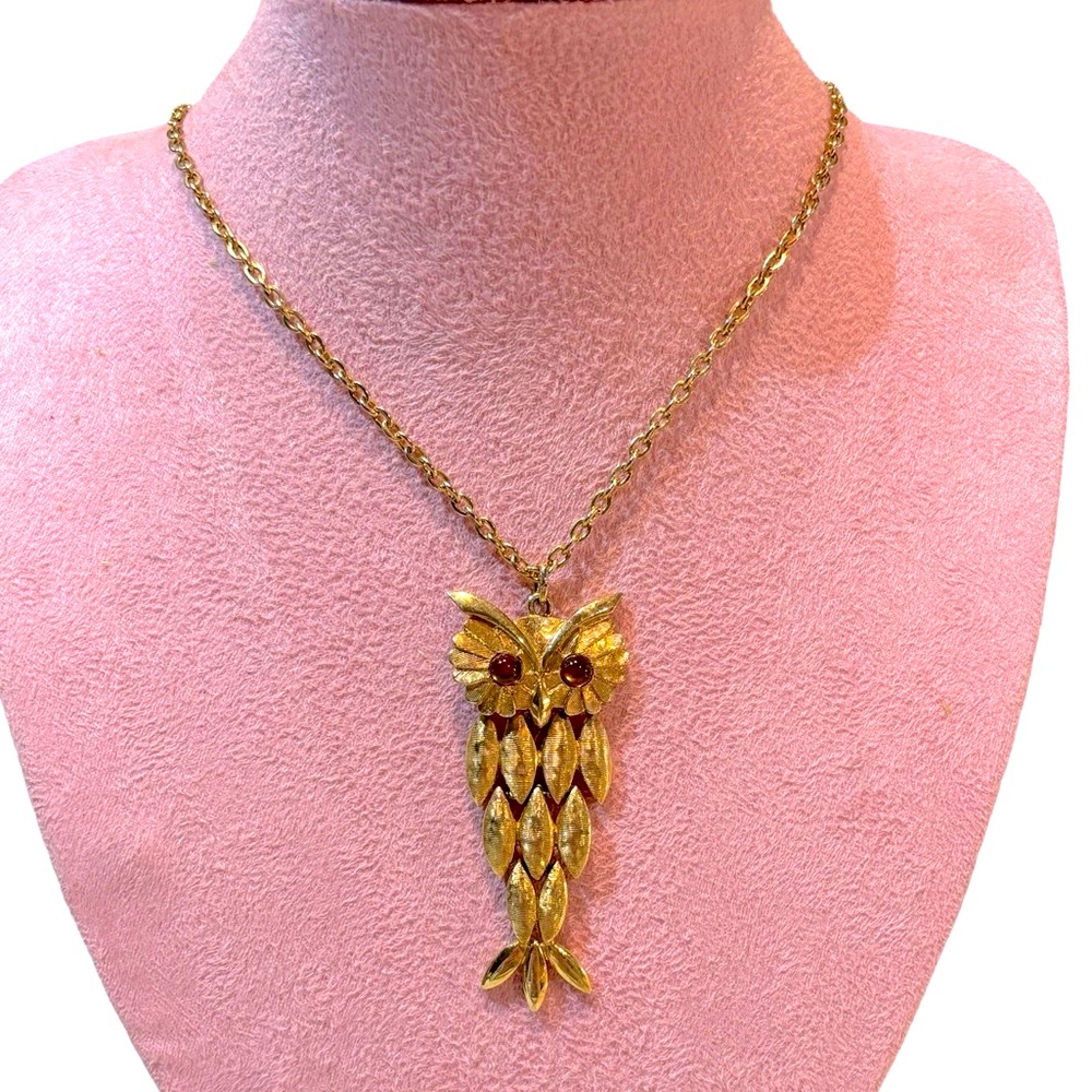 Vintage‎ Gold Articulated OWL Charm Pendant Necklace